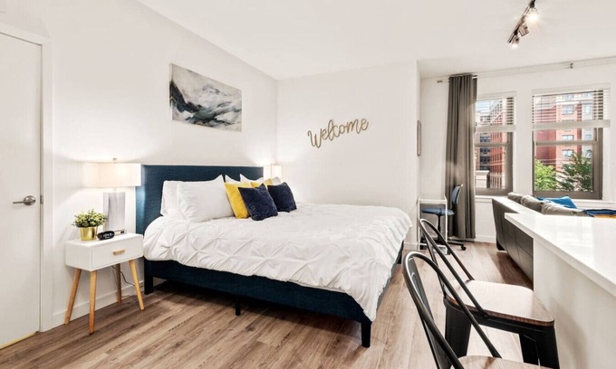 New Brunswick Apartamento | RWJ StPeter Rutgers-PARKING-NYCTrain WalkSc97-316
