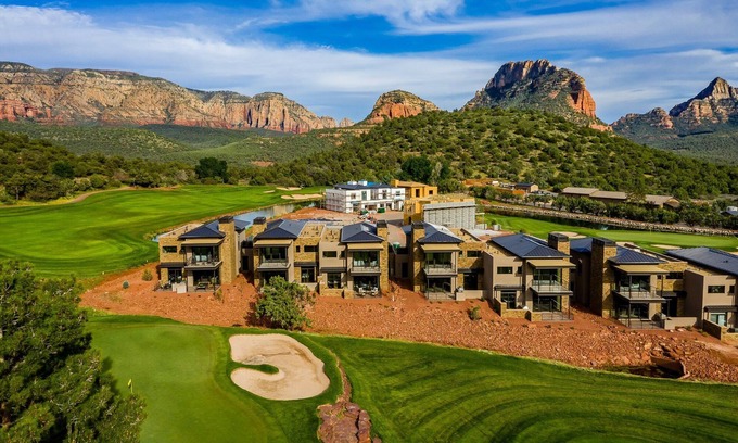 West Sedona Casa | Luxury at Seven Canyons, Golf, Stunning Views, Resort Perks & Pet's OK!