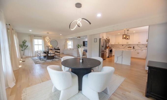 East Side Casa | BRAND NEW Luxury Atlanta Home Near East Lake Golf & Beltline, Sleeps 10!