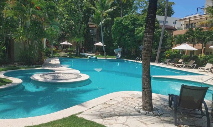 Playa Chiquita Villa | Luxury Beach Front Oasis