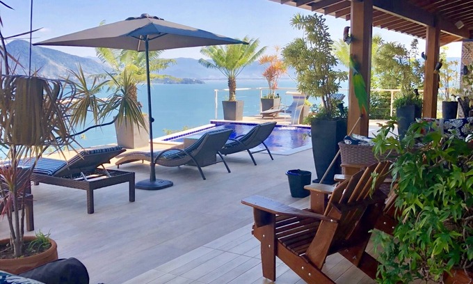 Siriuba Casa | casa de playa de lujo con piscina, terraza y ascensor con vistas al mar