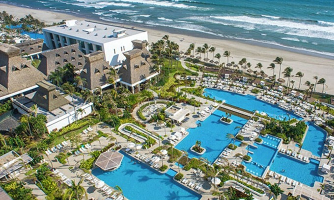 Playa Diamante Complejo | Luxury Beach Resort Master Room/ Studio Mayan Palace at Vidanta, 2 Adults +2Kids