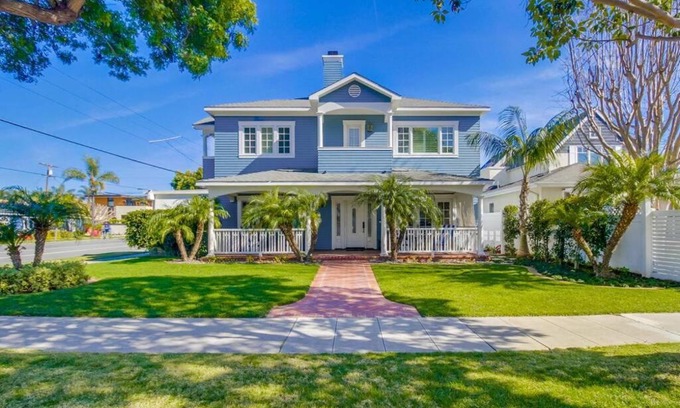 Coronado Casa | Luxury Beach Nona's House