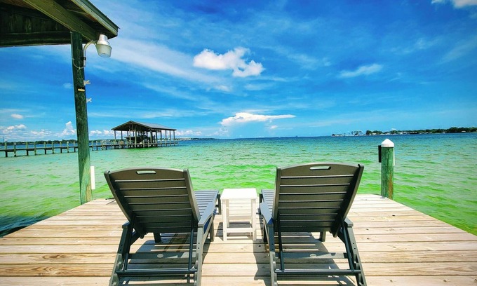 Fort Walton Beach Cabaña | Luxury Beach Cottage With Private Beach