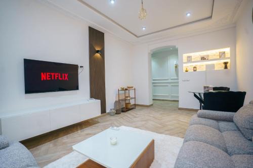 Tangier Apartamento | Luxury Beachfront Apartment NOUR 'Iris Plage'