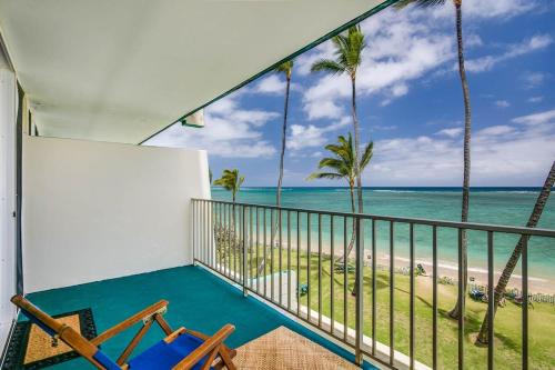 Punaluu Casa | Luxury Beachfront Condo