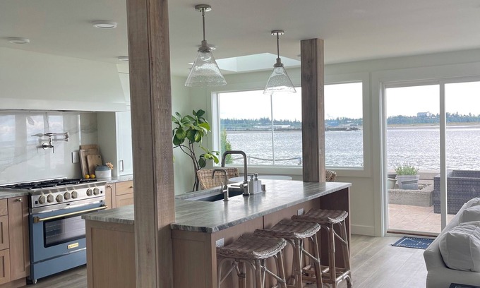 Priest Point Casa | Luxury Beachfront Haven – 4BR Retreat with Designer Kitchen & Panoramic Views