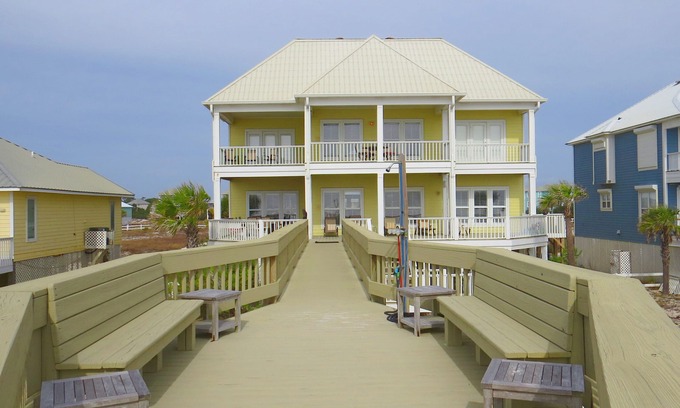 Morgantown Casa | Fechas DISPONIBLES en octubre - diciembre: casa de lujo frente al mar con terraza grande