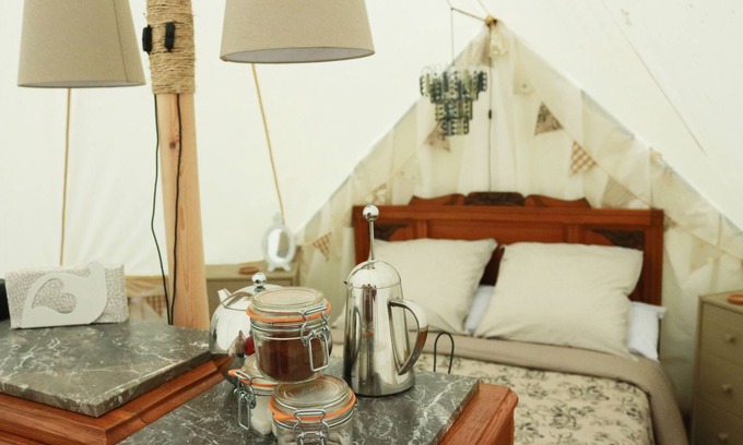 Auzances Cabina | Campana de lujo Glamping en el corazón de la Francia rural