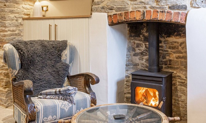 Malmesbury Casa | Luxury Bolthole in the Heart of the Cotswolds!
