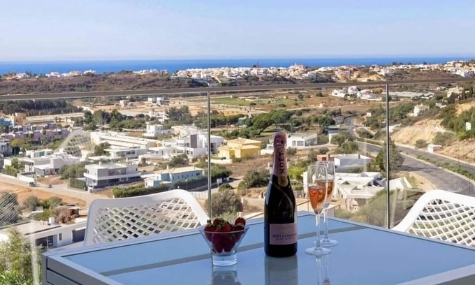 Patio Apartamento | Luxury Brand New Apartment With Stunning Sea Views