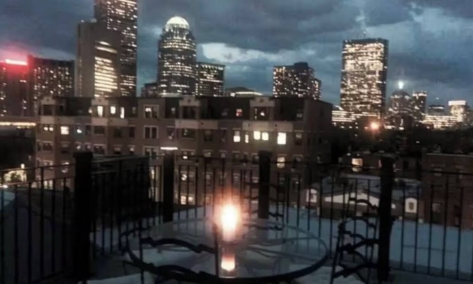 Columbus Condominio | Luxury Brownstone Condos with Private Roofdeck & Stunning City Views!