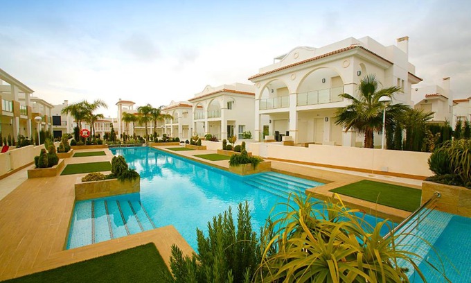 Quesada Apartamento | Luxury bungalow Allegra 43 with AC and Pool