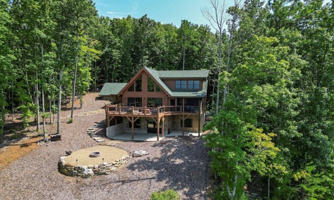 Vein Mountain Cabina | Hummingbird Hill-Big Mountain Views