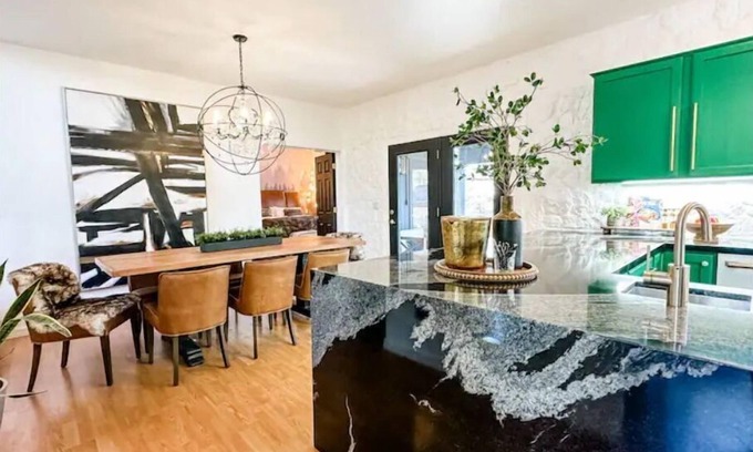 Munds Park Cabina | Luxury Cabin with Hot Tub, Bunk Room and amazing Outdoor Space!