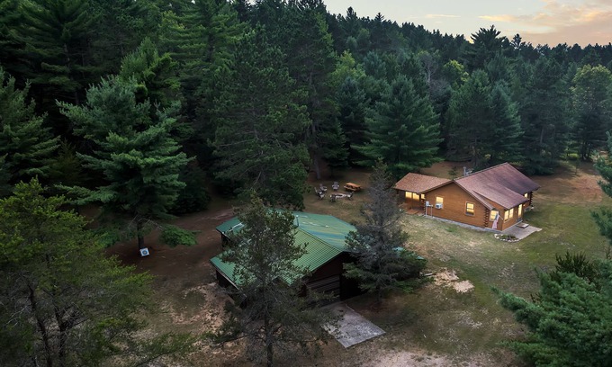 Luzerne Cabina | Luxury Cabin with Hot Tub! On Private 10 Acres, Hiking and ATV Trails