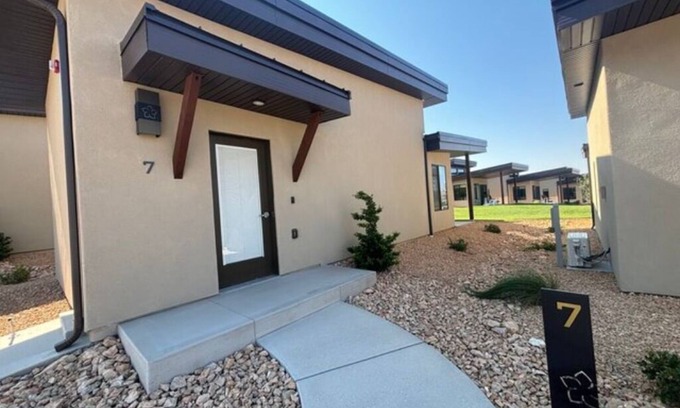 La Verkin Casa | Luxury Casita, near Zion National Park