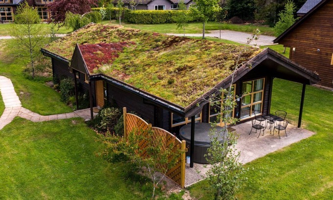 Balmaha Chalet De Esquí | Luxury chalet with hot tub and loch views