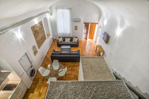 Distrito Centro Apartamento | Luxury Cister Duplex Apartment