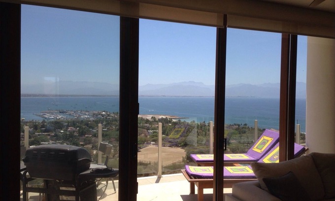 La Puntilla Condominio | Condominio de Lujo / Top novena planta Vista Club de Playa