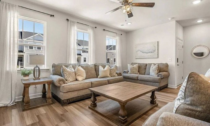 Johns Island Casa | Luxury Coastal Living on Johns Island - MINIMUM 30 DAY RENTAL REQUIRED