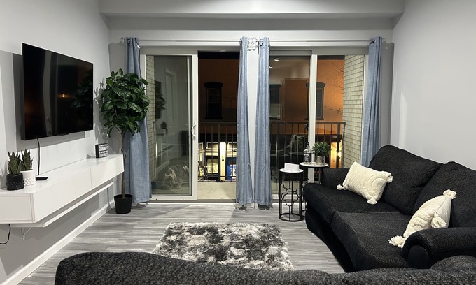 Manassas Apartamento | Luxury Condo in the heart of Old town Manassas