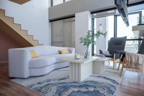León Apartamento | Luxury Condo Scenic Views of Festival del Globo