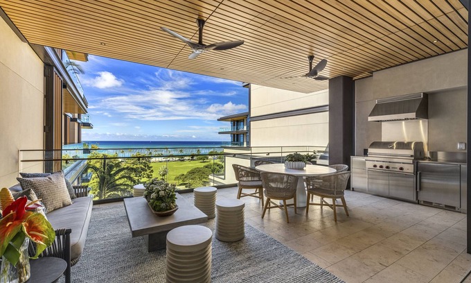 Ala Moana Condominio | Luxury Condo w/ Resort Pool/Spa, AC, Ocean View & Spacious Lanai: Park Lane Sky