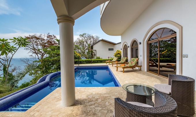 Punta Leona Casa | Vacaciones de lujo en condominio