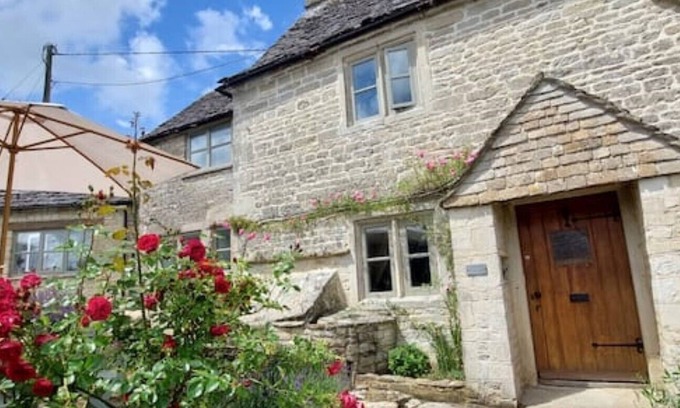 Bibury Cabaña | Luxury Cosy Cottage In Magical Bibury