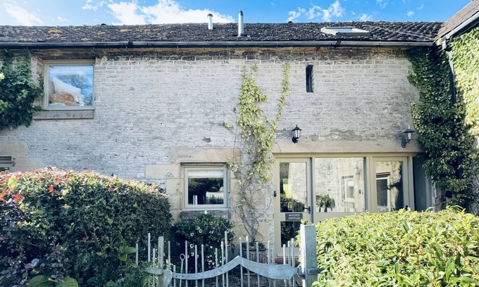 Crowdecote Cabaña | Luxury cottage for three people in the Peak District National Park