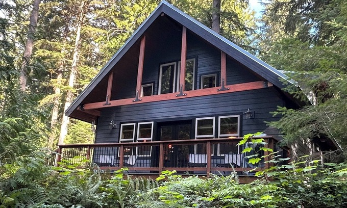 Glacier Cabina | Casa de lujo en Snowline - Glacier, WA - cerca de Mt Baker - ¡bañera de hidromasaje!
