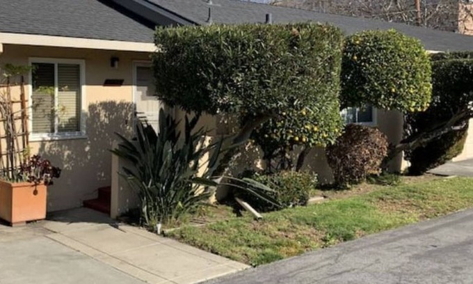 Roosevelt Cabaña | Luxury Cottage with Private Garage & Fenced Patio