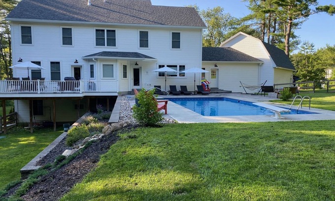 Saratoga Springs Casa | Luxury Country Setting - 4 miles to Downtown !