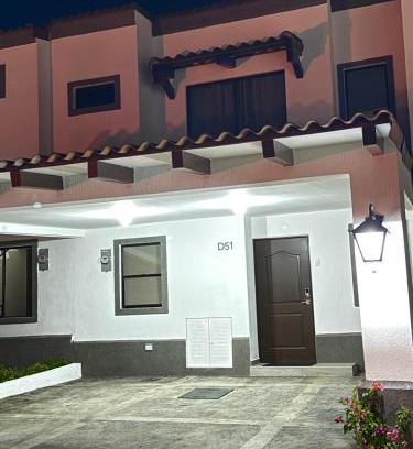 Puerto Barillas Apartamento | Luxury Cozy Home
