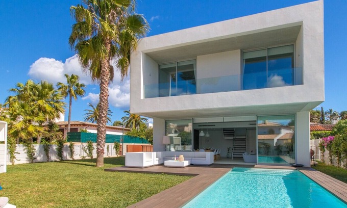Muro Villa | Moderna Villa Cuc con piscina