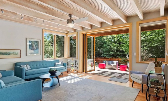 Louisville Casa | Luxury Custom Home near downtown Louisville/Superhost listing