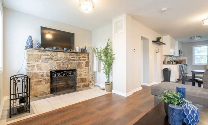 Cylburn Casa | Luxury Cylburn Home -Walking Distance to Mt. Sinai Hospital & Cylburn Arborateum