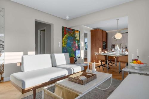 Haugesund Apartamento | Luxury Design Apartment with Local Art