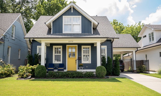 East Memphis Casa | Luxury Design, Prime Location 2 Minutes from Midtown, Family Fun!