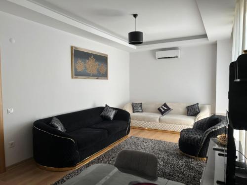Esenyurt Apartamento | Luxury Designed Comfortable 2 Rooms & 1 Living room Apartment Free Parking Garaj