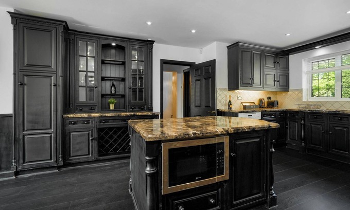 Lichfield Casa | Luxury designer mansion in West Midlands countryside