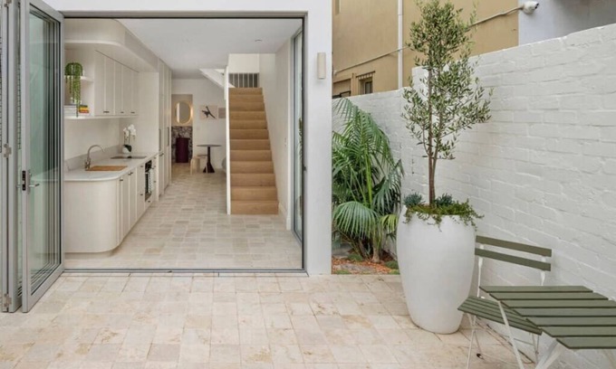 Redfern Casa | Luxury Designer Redfern House