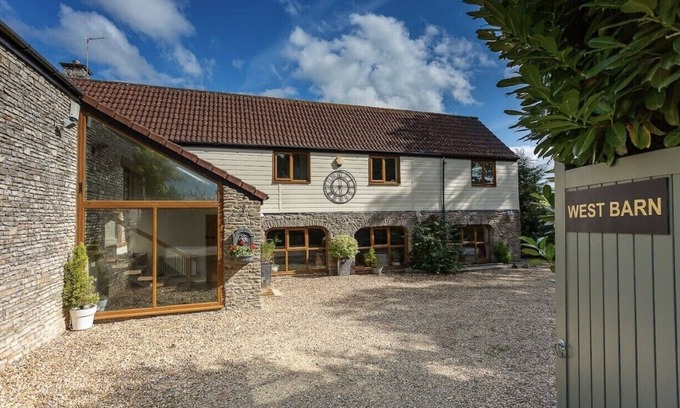 Wick Otro | Casa unifamiliar de lujo inc cabina de registro + 2 bañeras de hidromasaje en Idyllic Rural Location