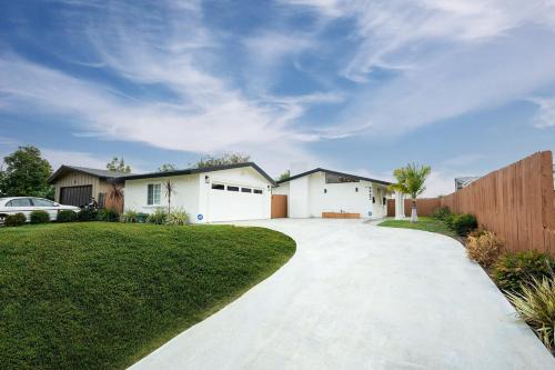 Southwest Anaheim Apartamento | Luxury Disneyland Home: Family & Exec Friendly