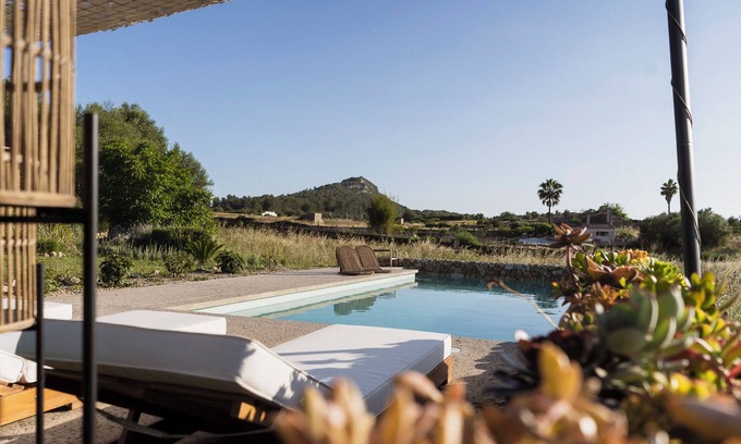 Sineu Villa | Lujosa casa de campo con impresionantes vistas panorámicas de la Sierra de Tramuntana