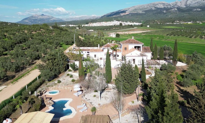 Antequera Casa | Luxury Andalusian Escape | 11BR Villa w/Pool, Jacuzzi & Stunning Views