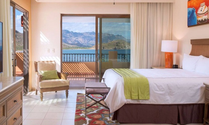 Loreto Apartamento | Luxury Escape in Loreto with Stunning Views