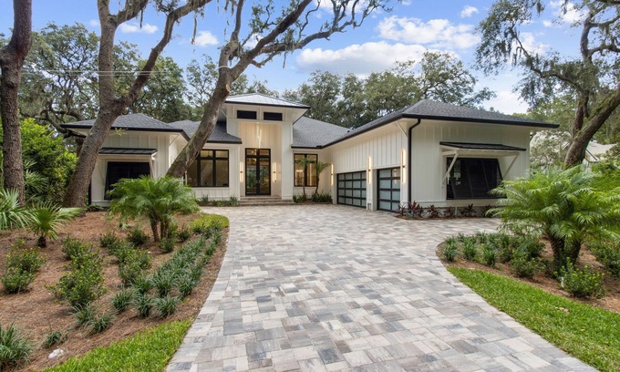 Fernandina Beach Casa | Luxury Fairway Dreams on Omni Amelia Island