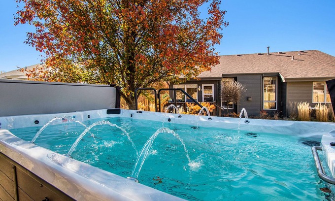 West Omaha Casa | Luxury, Family friendly house. Heated pool hot tub